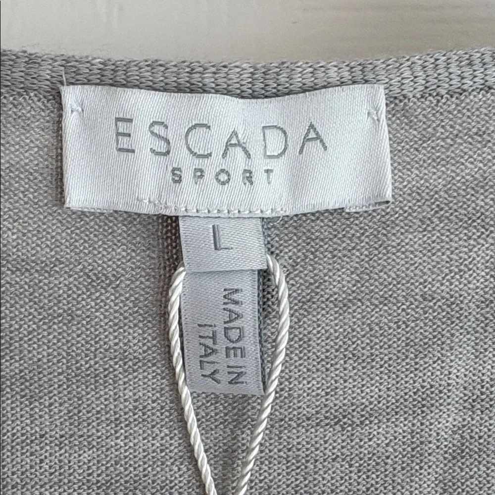 NWT Escada Sport 100% Virgin Wool Lightweight Sweater Top